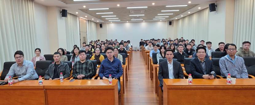 会议室里的人们 AI 生成的内容可能不正确。 会议室里的人们 AI 生成的内容可能不正确。